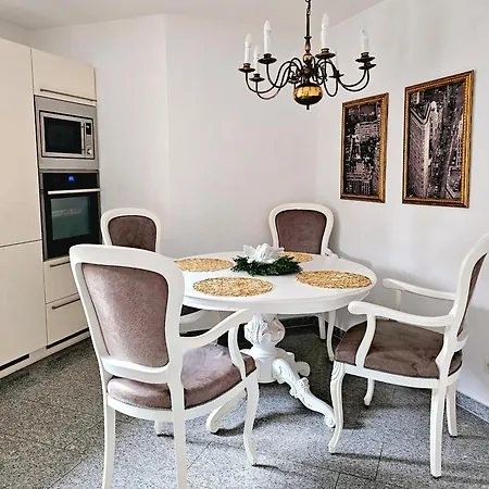 Ferienwohnung Sinsheim Зинсхайм
